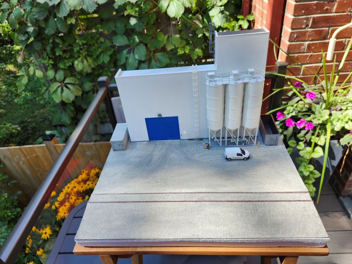 Usine préfa_Survol.jpg