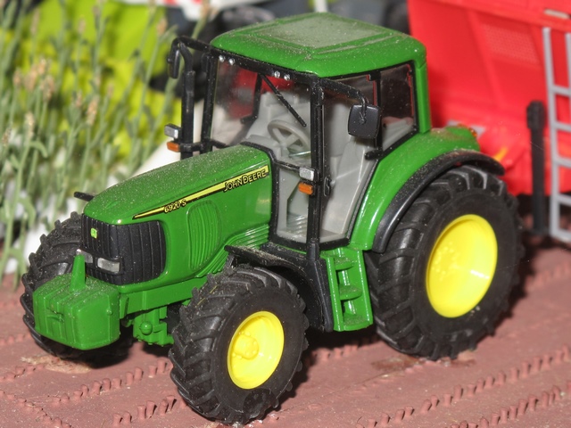John Deere       6920 S                           .JPG