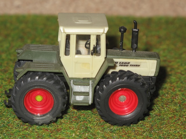 MB Trac 1800 turbo .JPG