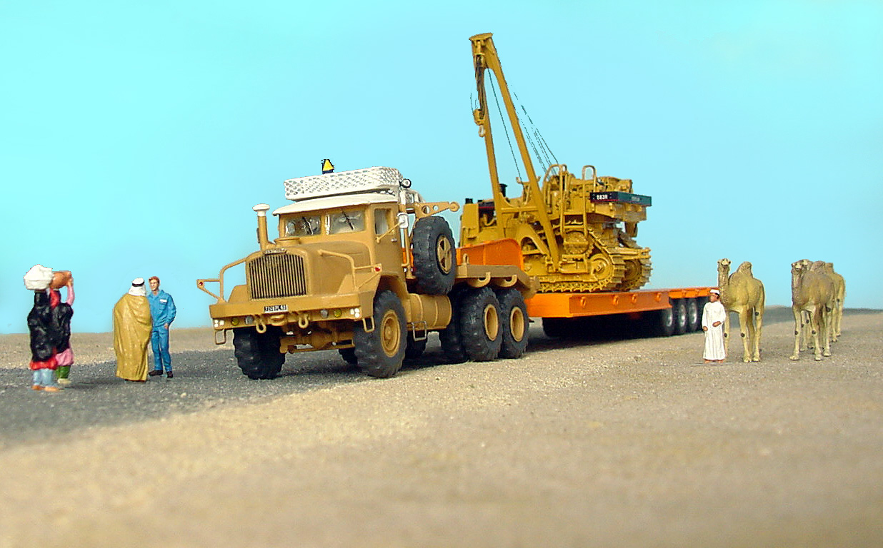 Berliet GBO 15 B en action 04.jpg