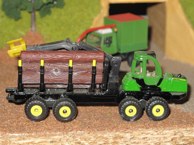 John Deere porteur              .JPG