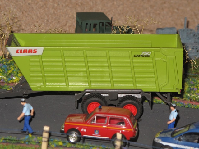 Claas remorque Cargo 750 .JPG