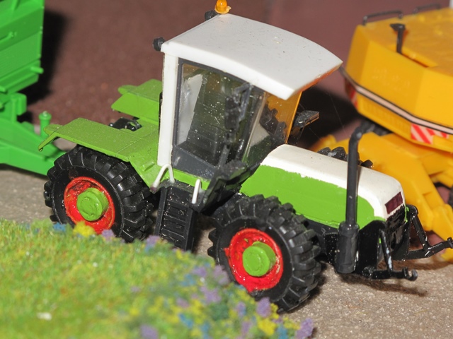 Claas Xerion 2500 .JPG