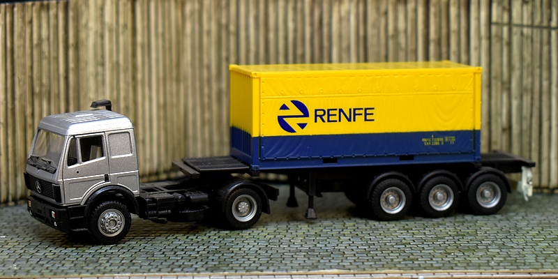 Transport de conteneurs pour la société ferroviaire espagnole RENFE
