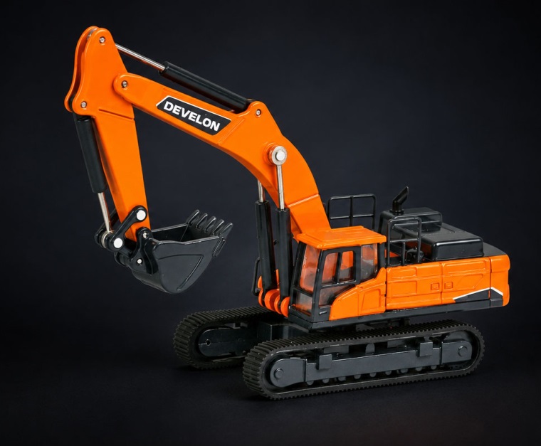 develon-dx380-tracked-excavator-1-87.jpg