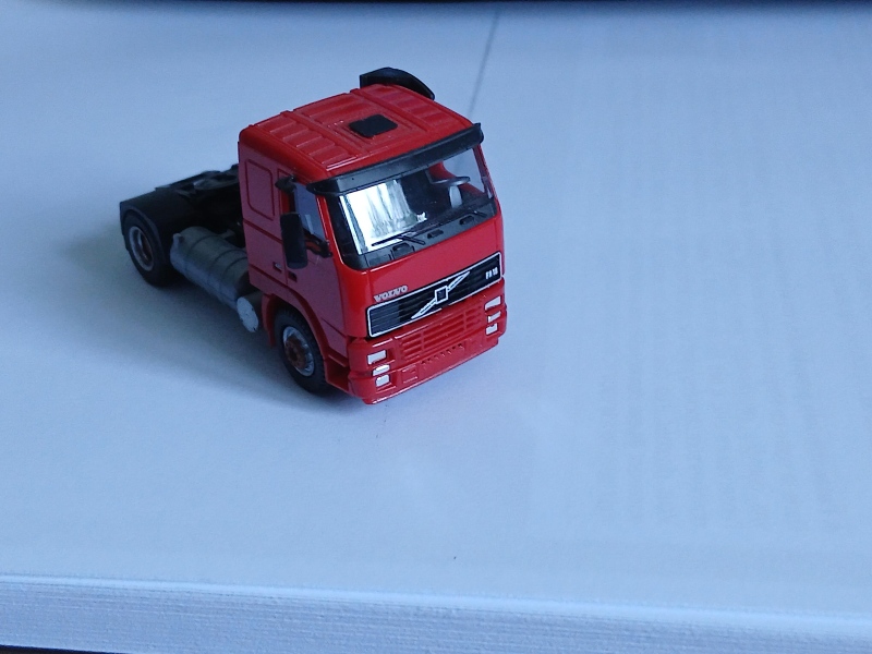 Volvo FH.jpg