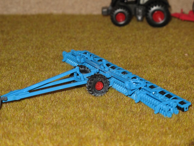 Lemken heliodor 9 gigant 12.JPG