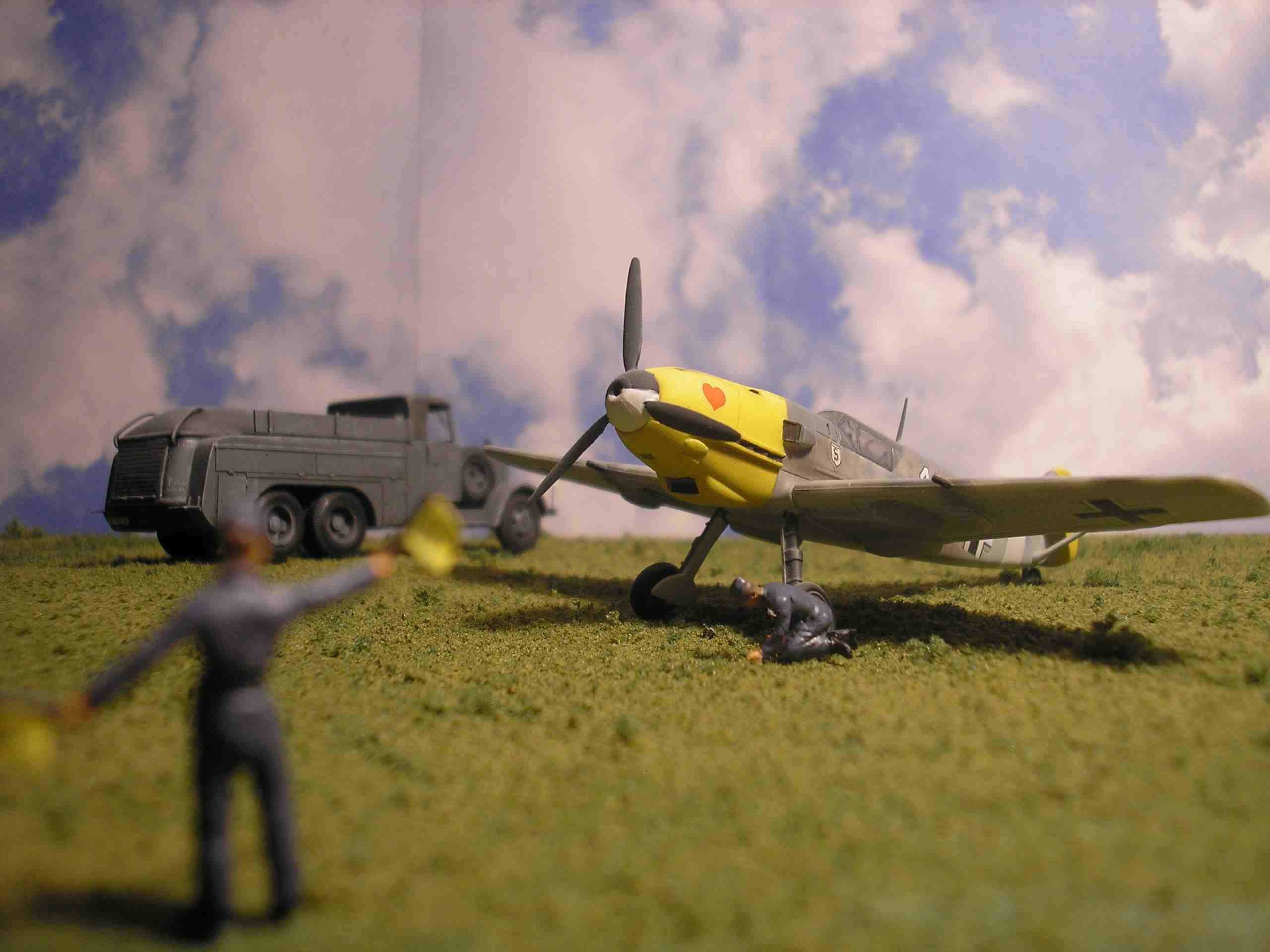 Walthers Cornerstone Kit Me. 109e