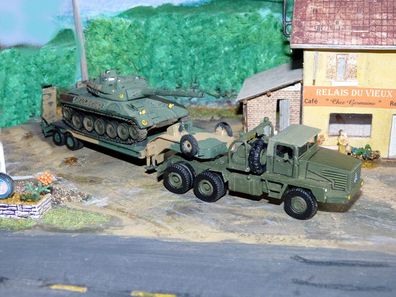 voici donc le TBU A 6x6 HC de Berliet