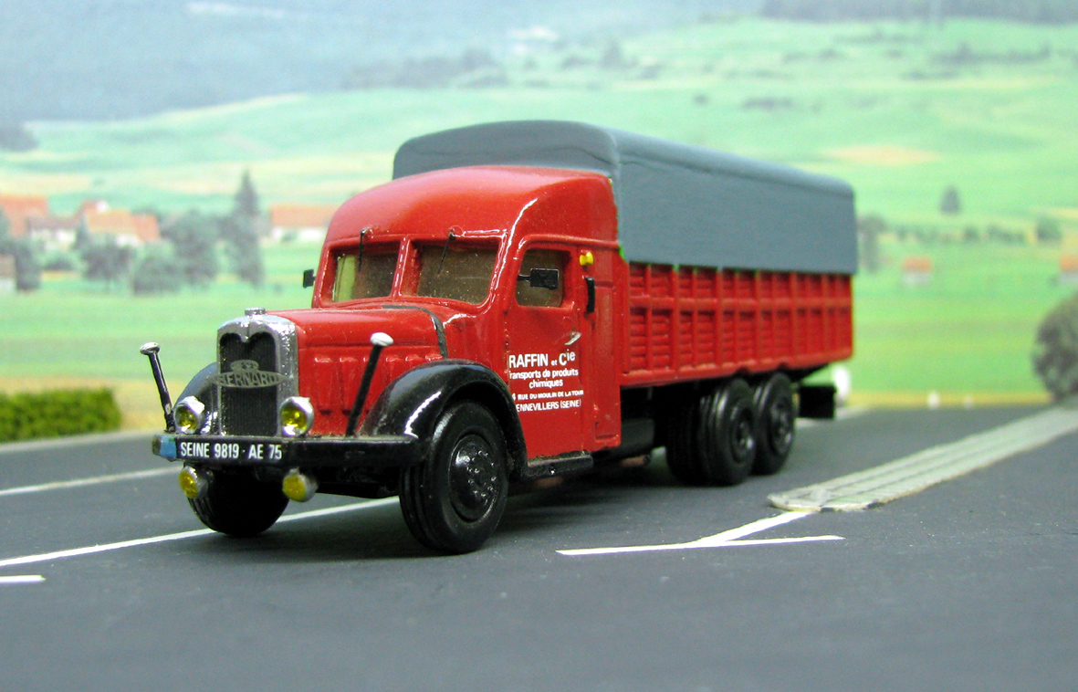 SIMTREX-BERNARD 105 cv 1948 02.jpg