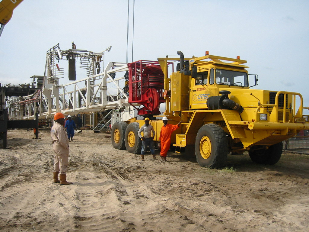 M Rig move 0406 (3).JPG