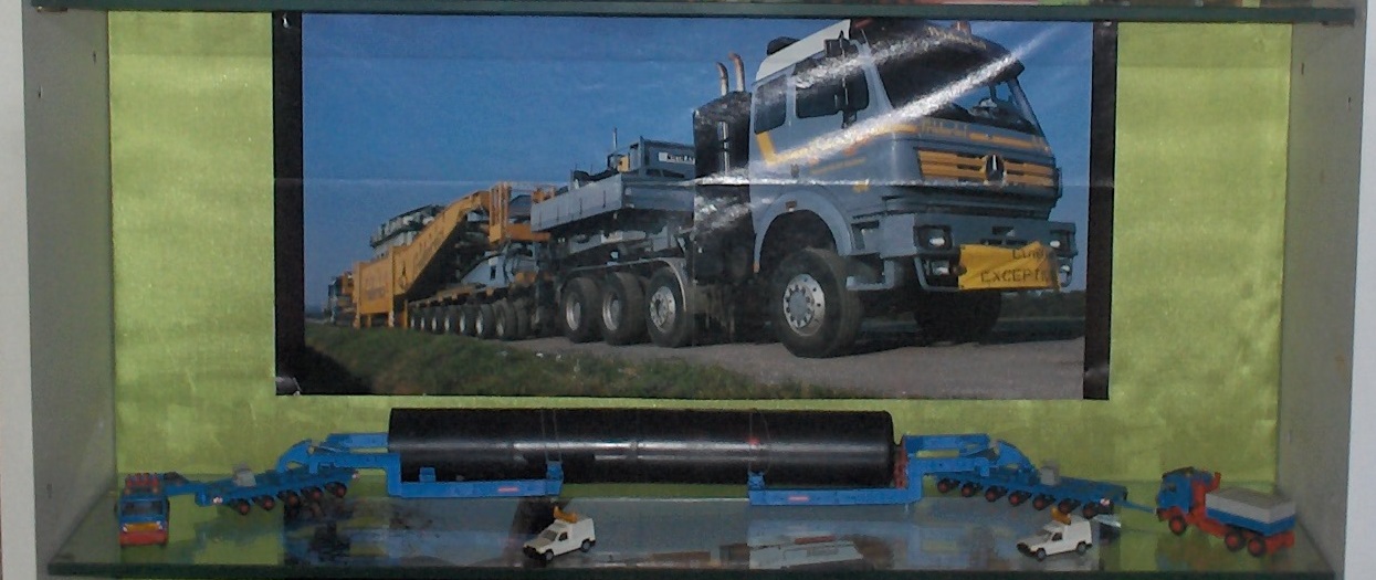 vitrine de maquettes 012 - Copie.jpg