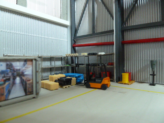 le coin magasin PdR et container atelier